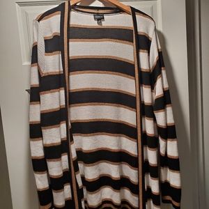Never worn Torrid sweater